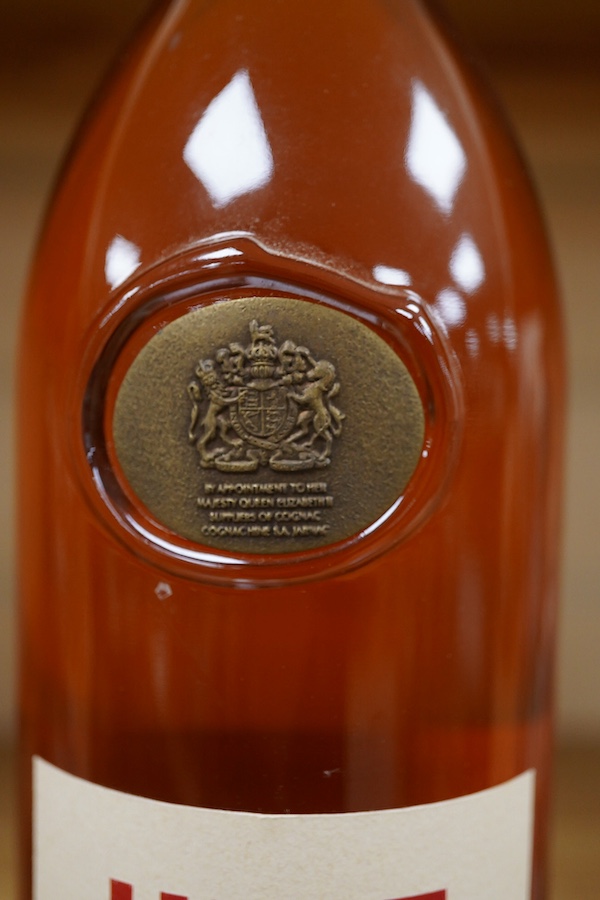 One bottle of Hine Vintage Grande Champagne Cognac 1953, Single Family Cask, distilled 01/12/1953 Cask no. 284, bottled 04/03/2013 Bottle no. 000.148. Condition - good